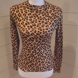 ANN TAYLOR Long-sleeve Animal Print Top. XSP